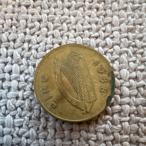 Ireland 1988 decimal 20p coin - decimal,